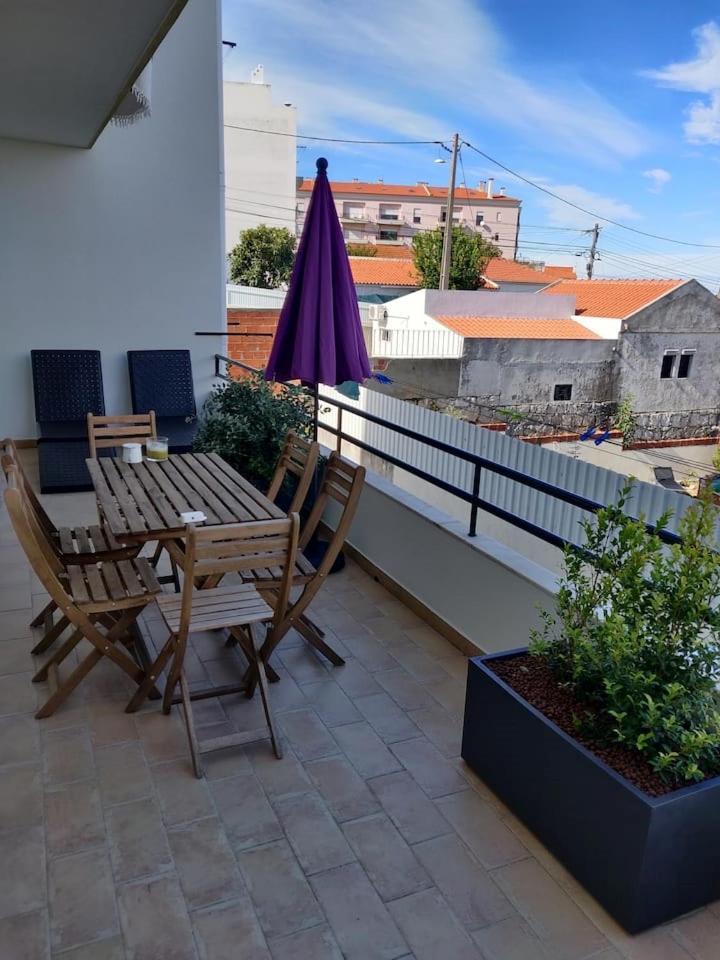 Guestready - Charming Accents Near The Beach Leilighet Sesimbra Eksteriør bilde