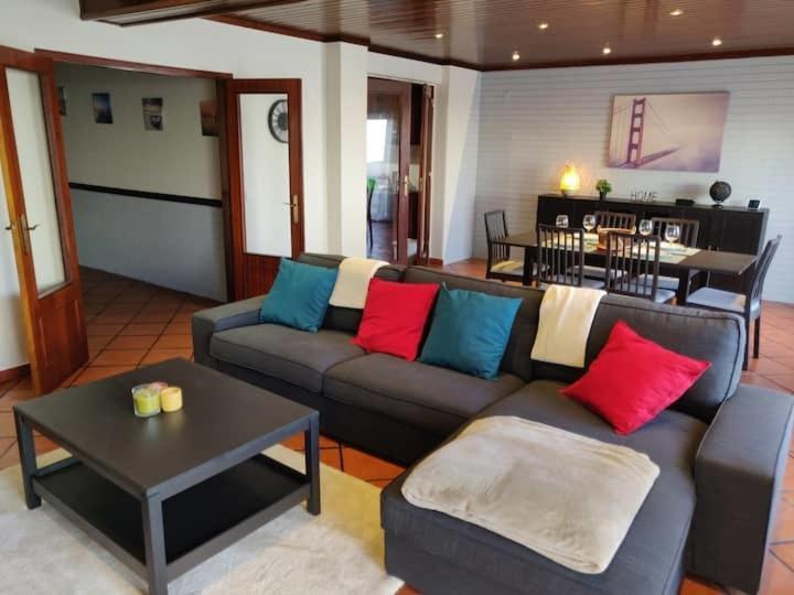 Guestready - Charming Accents Near The Beach Leilighet Sesimbra Eksteriør bilde