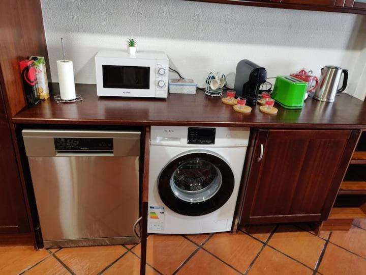 Guestready - Charming Accents Near The Beach Leilighet Sesimbra Eksteriør bilde